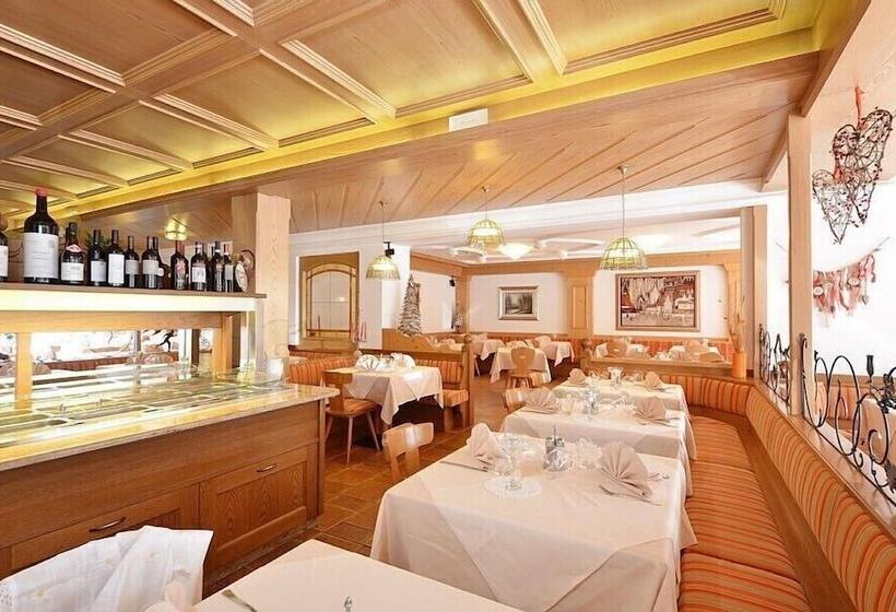 ホテル La Soldanella