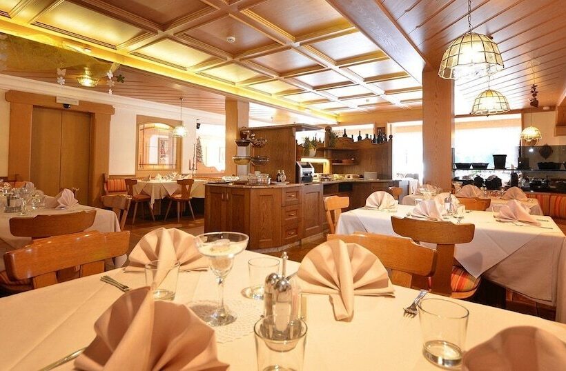 ホテル La Soldanella