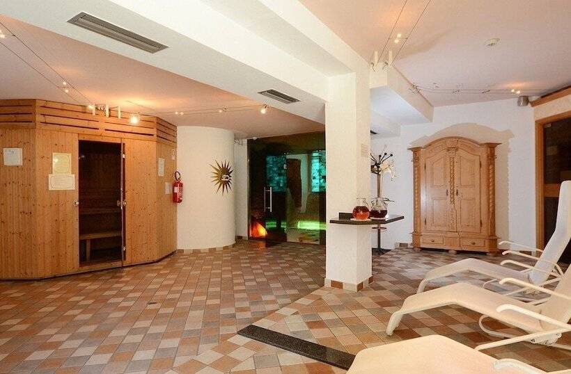 ホテル La Soldanella