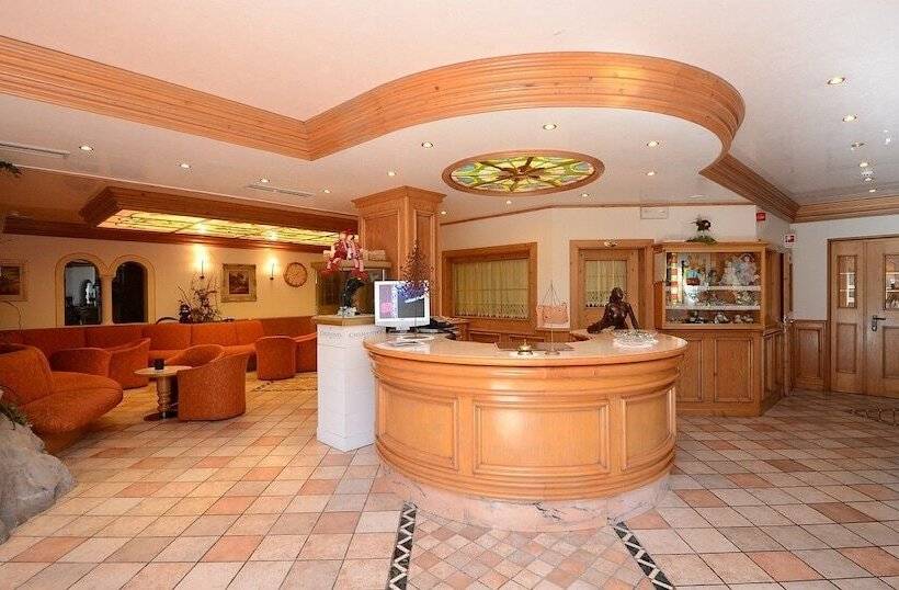 ホテル La Soldanella