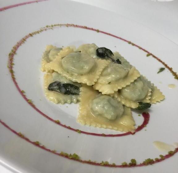 בית מלון כפרי Maloia