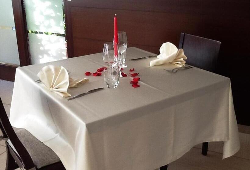 בית מלון כפרי Maloia