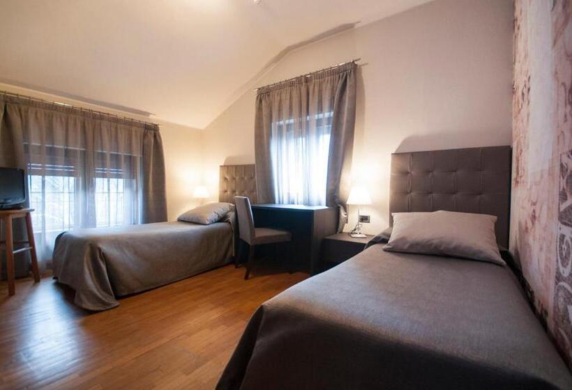 בית מלון כפרי Maloia