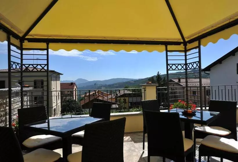 Hotelli Montepizzo