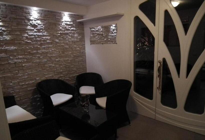 בית מלון כפרי Montepizzo