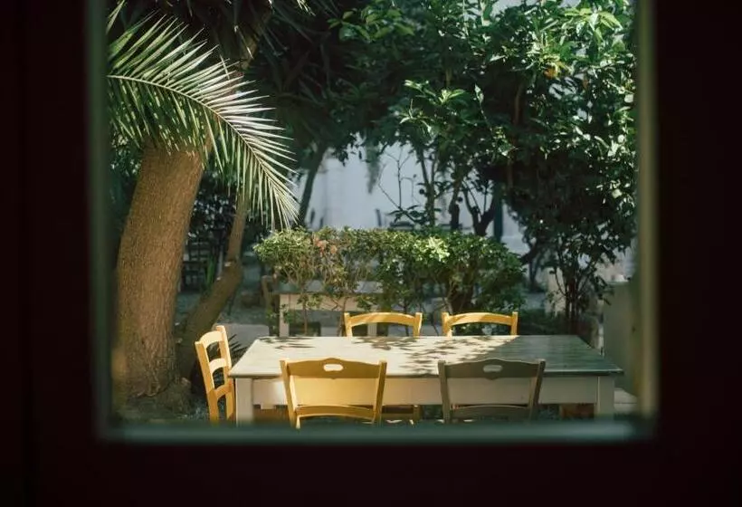 Hotelli Relais San Martino Salento   Handwritten Collection