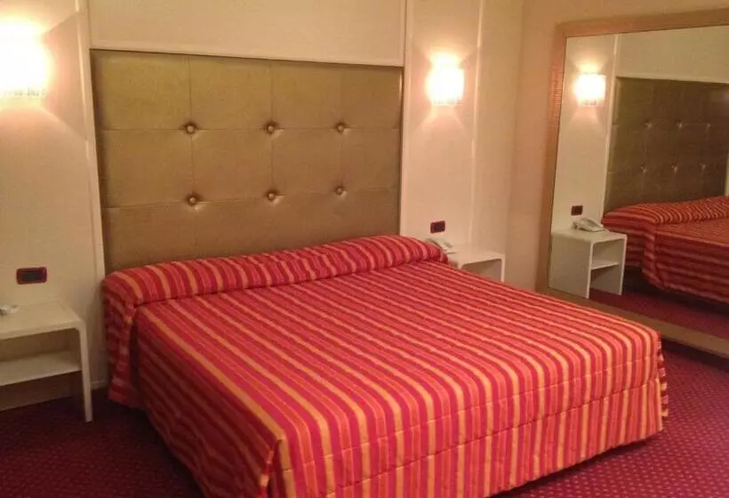 Motel 2