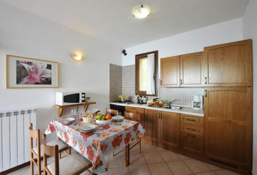 Residence Borgo La Sorgente