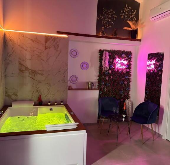 تختخواب و صبحانه Atanasia Suite