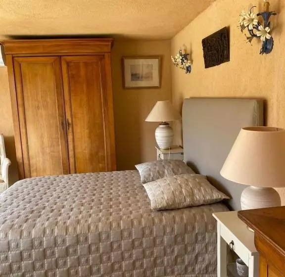 ベッドアンドブレックファースト L’oiseau Bleu