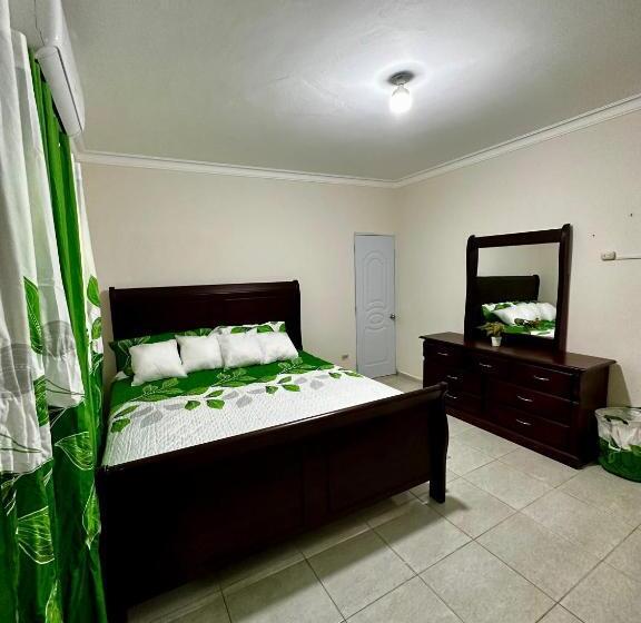 هتل Mi Dulce Amanecer Pyr