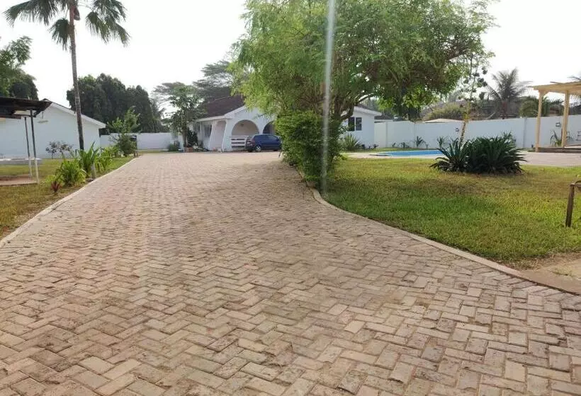 پانسیون Beach House Oasis
