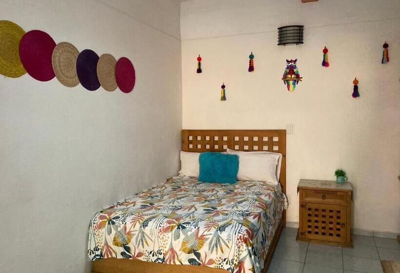 بنسيون Cómoda Y Amplia Habitación En Jalatlaco