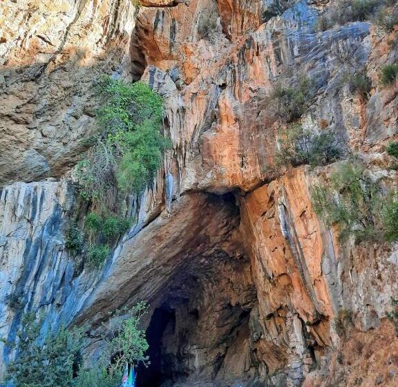פנסיון Sa Domu De Ladiri Guesthouse 2.0