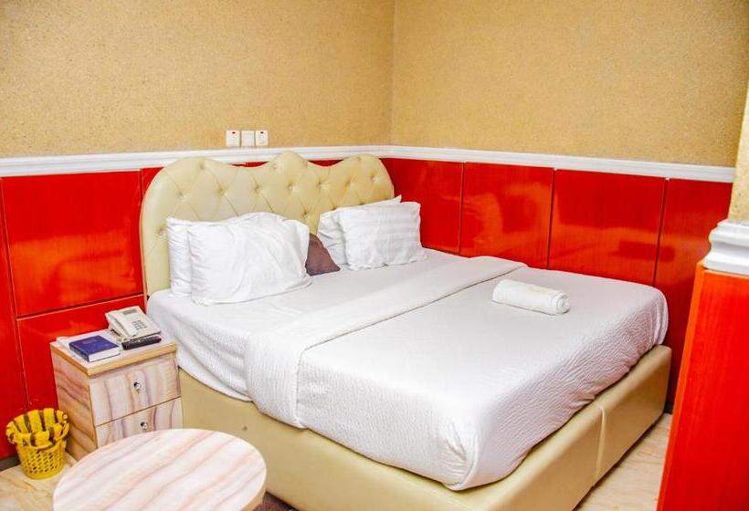 Aify Queenest Hotel And Suites