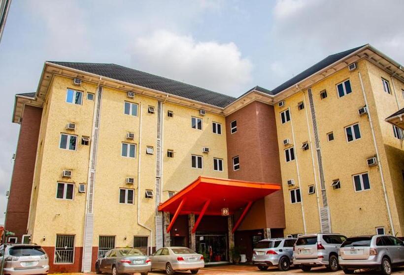 Aify Queenest Hotel And Suites