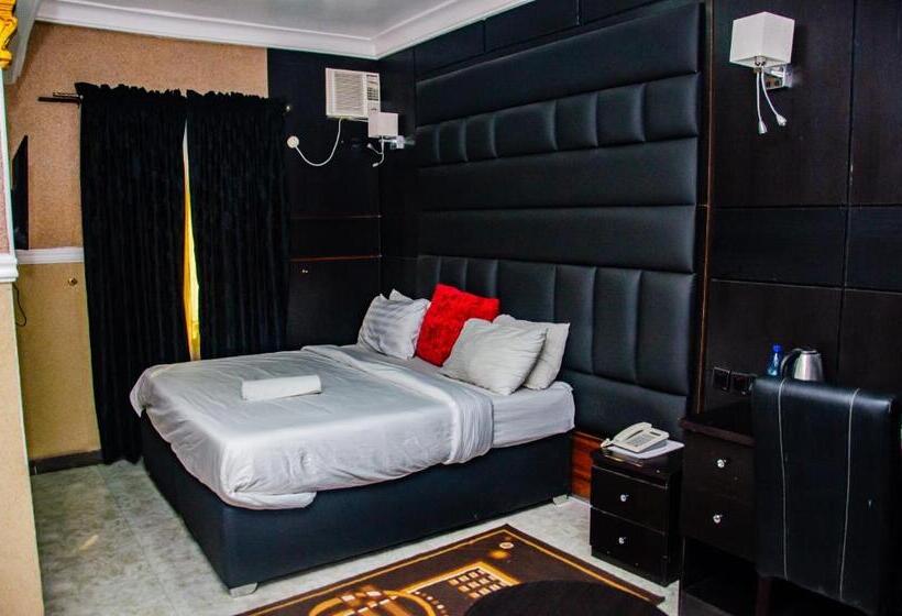 Aify Queenest Hotel And Suites