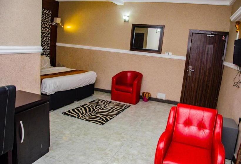 Aify Queenest Hotel And Suites