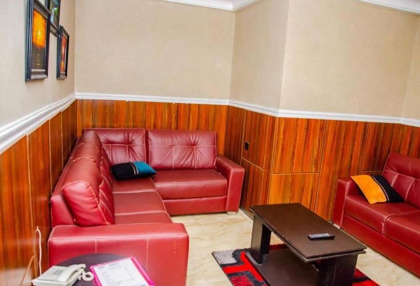 Aify Queenest Hotel And Suites