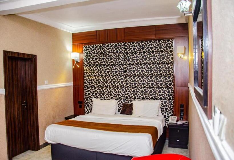 Aify Queenest Hotel And Suites