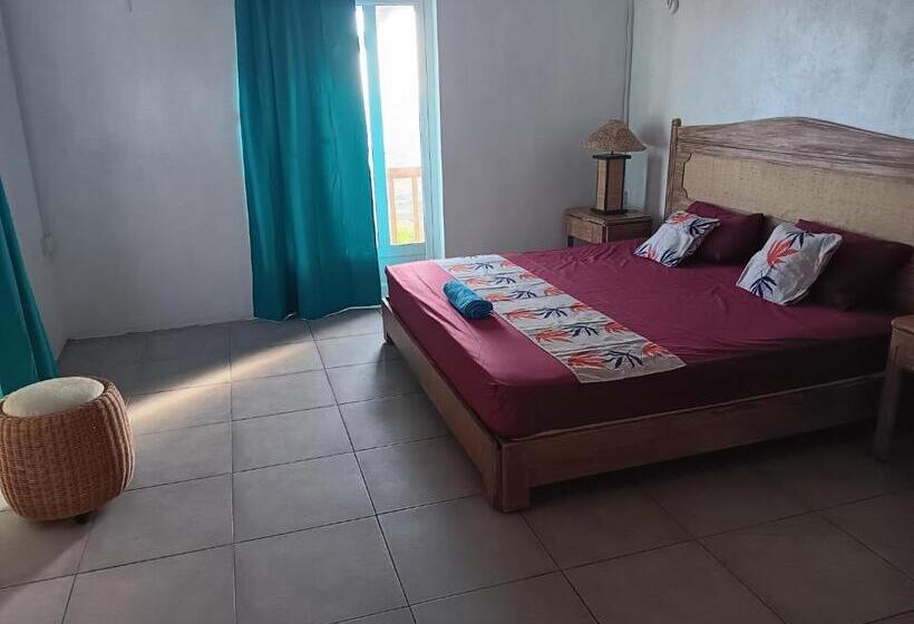 تختخواب و صبحانه Le Bijou Chez Laineda