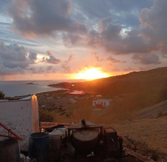 تختخواب و صبحانه Le Bijou Chez Laineda