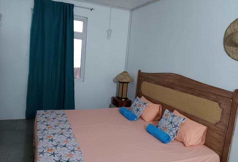 تختخواب و صبحانه Le Bijou Chez Laineda