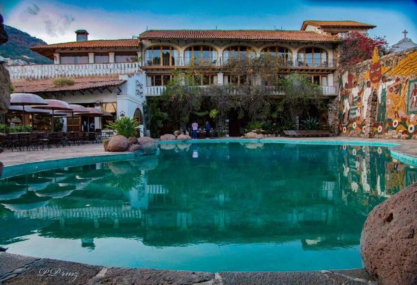 هتل Casona Colonial De La Misión