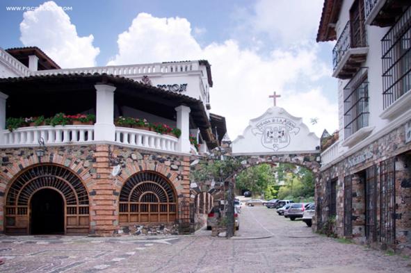 هتل Casona Colonial De La Misión