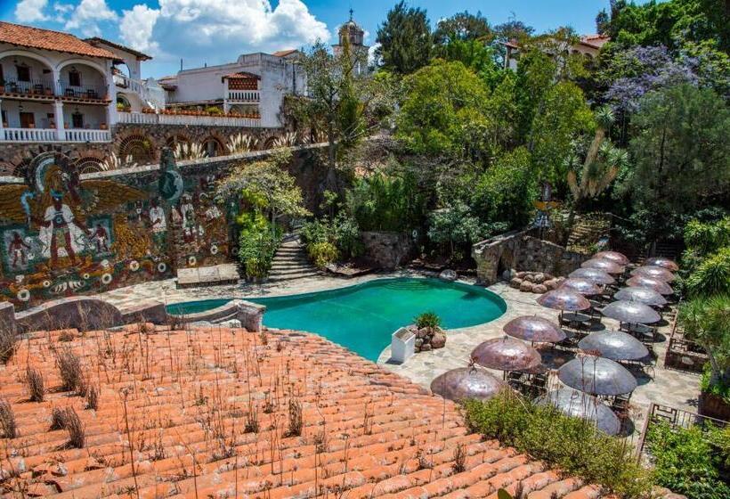 هتل Casona Colonial De La Misión