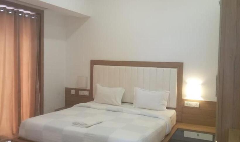 Hotel Silver Falls Resorts