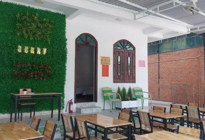 هتل Sunny Homestay