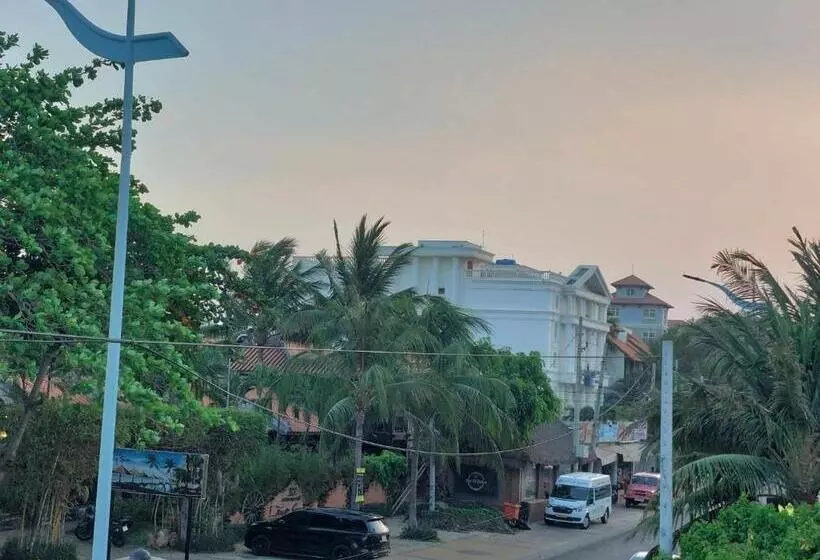 هتل Sunny Homestay