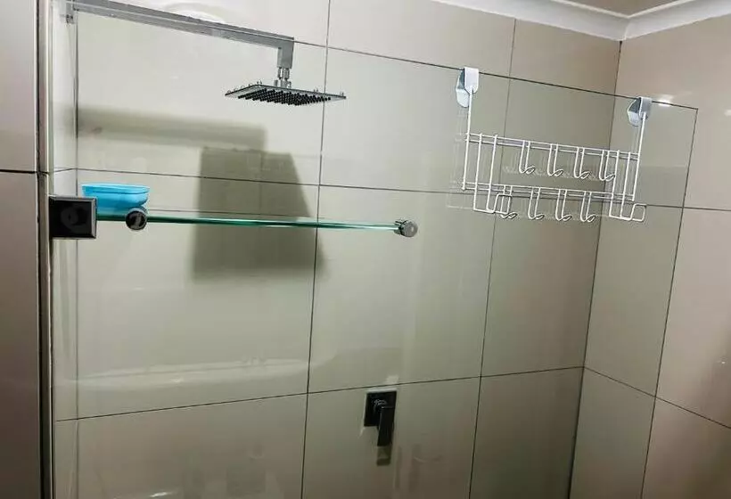 Majatalo Apartment With Shared Living Room & Kitchenette