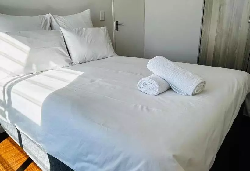 Majatalo Apartment With Shared Living Room & Kitchenette