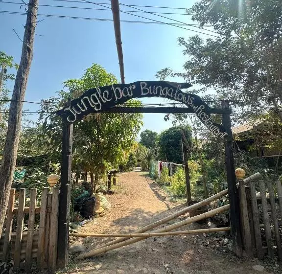 ペンション Jungle Bangalow Don Det