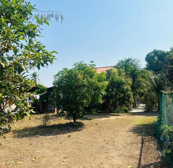 پانسیون Jungle Bangalow Don Det