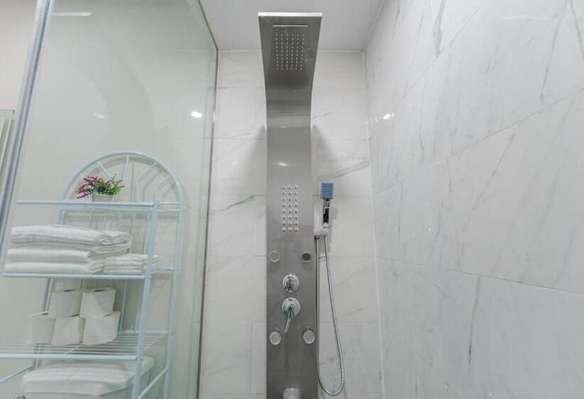 بنسيون Private Basement Bedrooms In Oakville