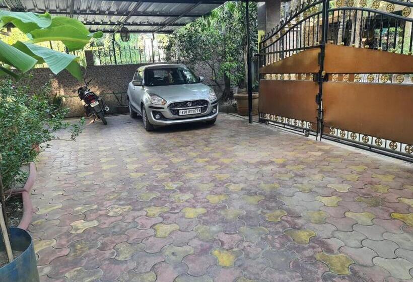 Pension  Singhas  Home