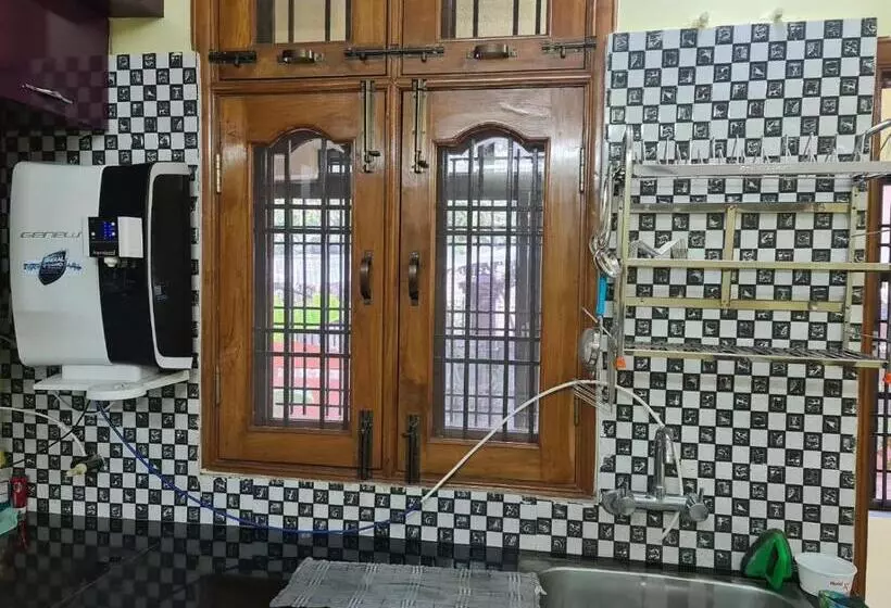 ペンション Singhas  Home