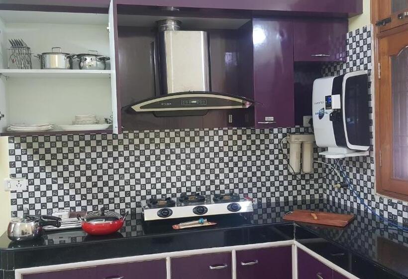 Pension  Singhas  Home