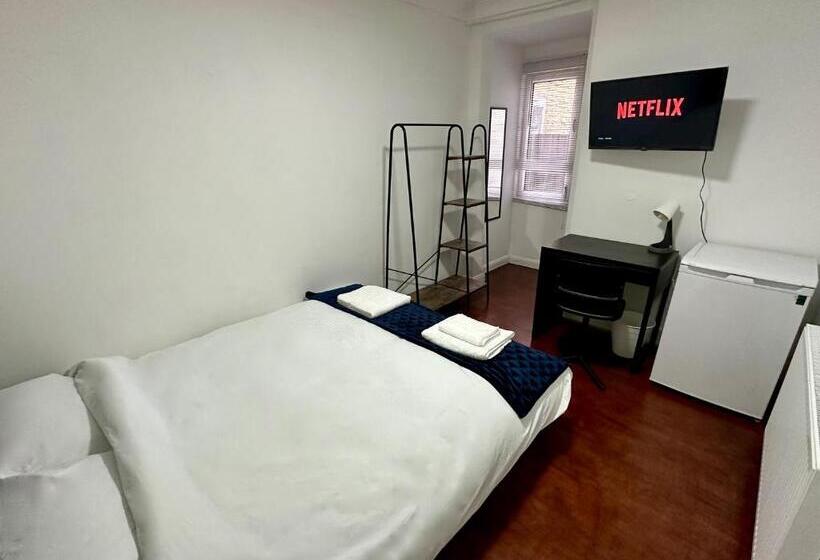 Пансион Stratford Guesthouse