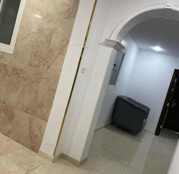 فندق العز بيتي