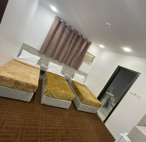 فندق العز بيتي