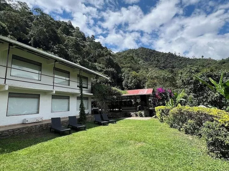 ホテル Oassis Conexion Sin Fronteras