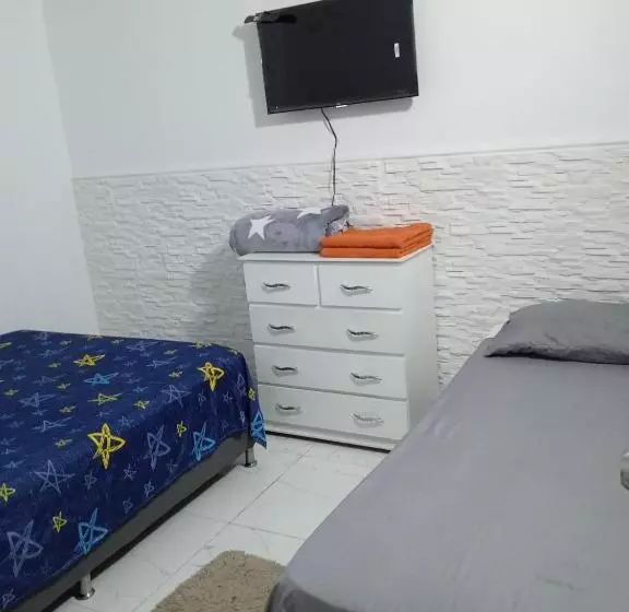 ペンション Hostal Campoamor