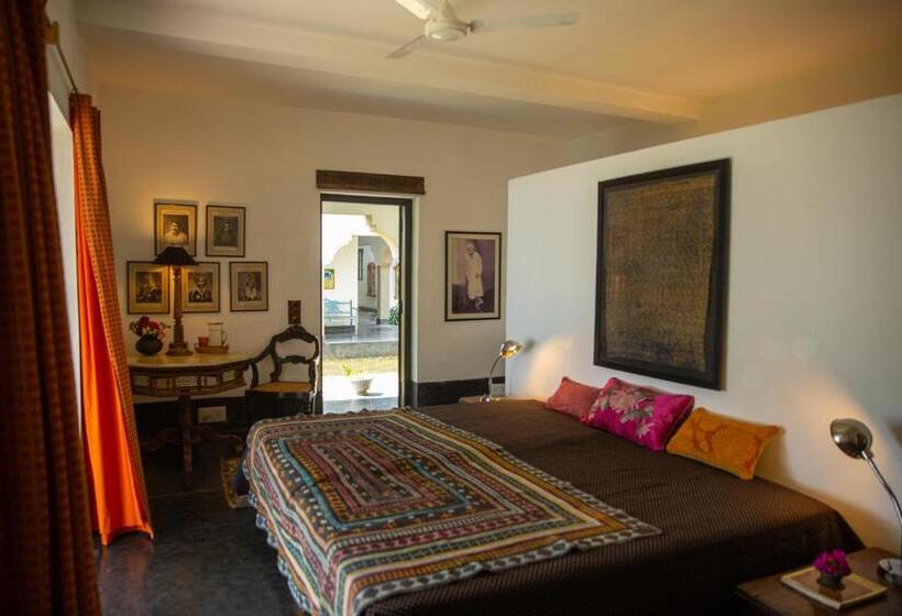 Pensjonat Isla S Ridge   A Cgh Earth Saha Experience