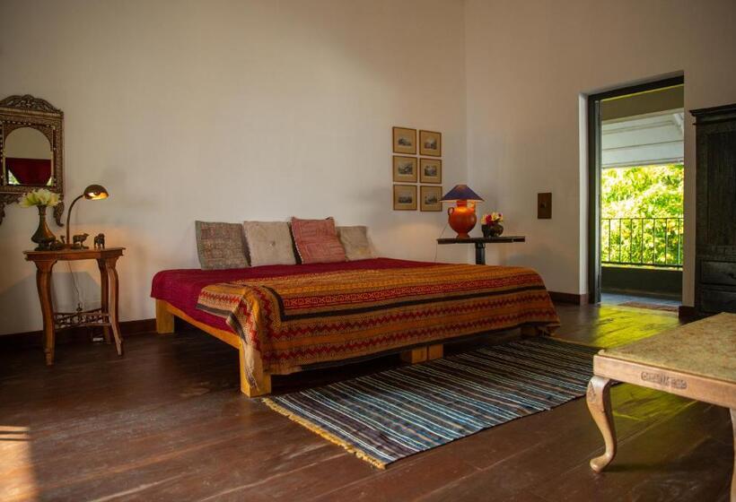 Pensjonat Isla S Ridge   A Cgh Earth Saha Experience