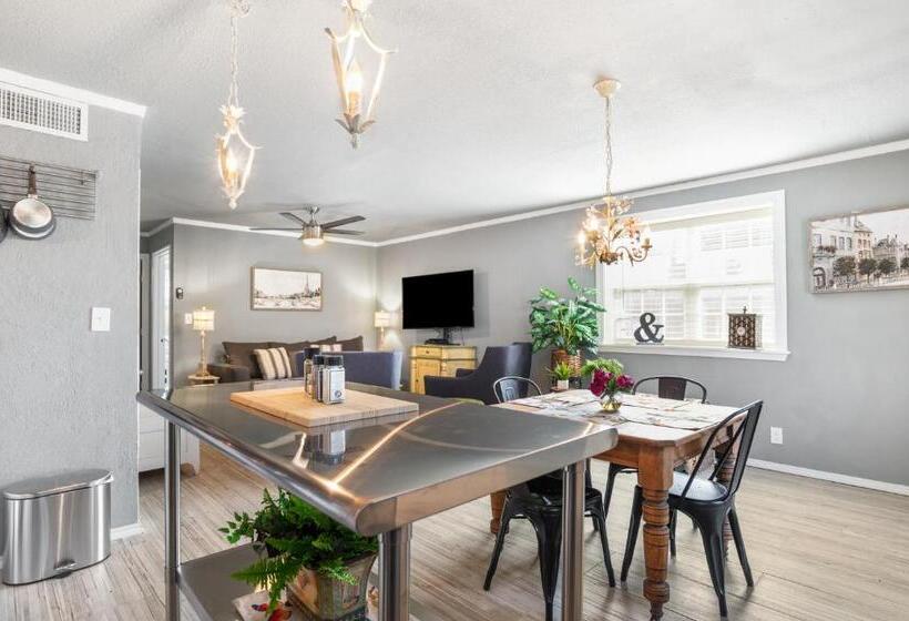 بنسيون Salt Block   French Serenity Suite 3