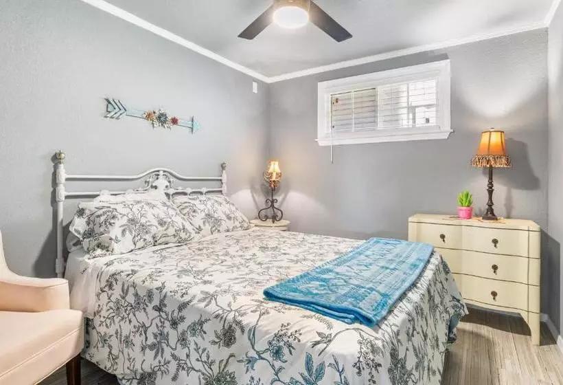 Majatalo Salt Block   French Serenity Suite 3